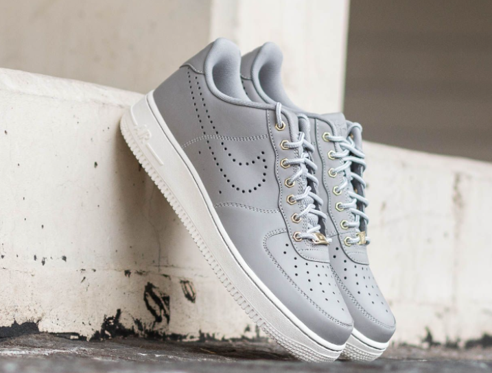 Air Force 1 07 Lv8: Charm Unleashed